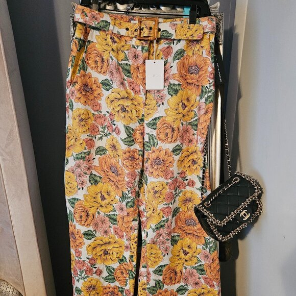 ZIMMERMANN Poppy Cropped Linen Flare Pants - Picture 4 of 12